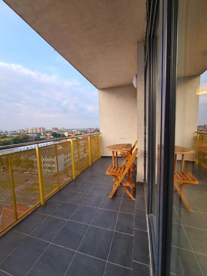 Central Apartament Urbana Арад Екстер'єр фото